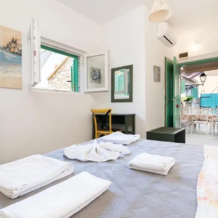 Apartment Andro *