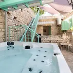 شقة Andro ستومورسكا